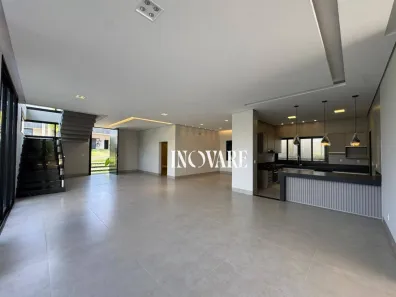 Casa de Condomínio com 4 Quartos para alugar, 420m² no Jardim Botânico, Uberlândia