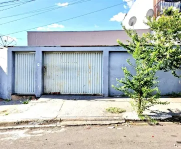 Casa com 3 Quartos para alugar, 125m² no Parque Residencial Aeroporto, Limeira