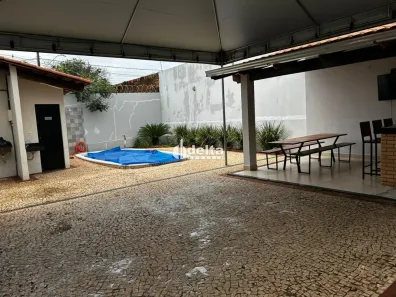 Casa com 3 Quartos à venda, 150m² no Segismundo Pereira, Uberlândia