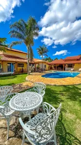 Fazenda/Sítio com 4 Quartos à venda, 327m² no , Piracaia