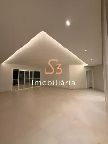 Apartamento com 3 Quartos para alugar, 186m² no Tabajaras, Uberlândia