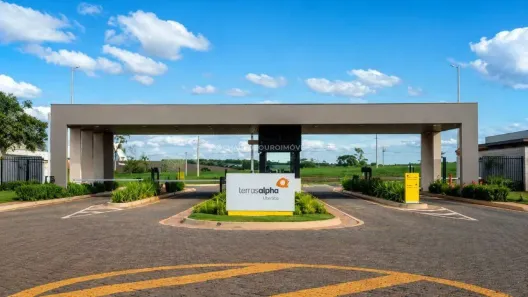 Lote/Terreno à venda, 352m² no Recreio dos Bandeirantes, Uberaba