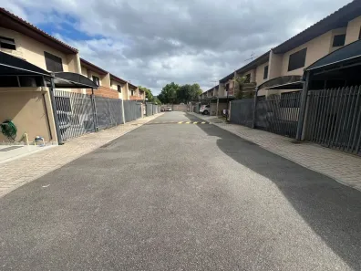 Sobrado com 3 Quartos à venda, 120m² no Tarumã, Curitiba