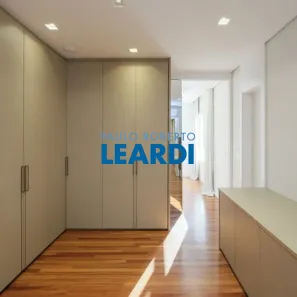 Apartamento com 4 Quartos à venda, 354m² no Pinheiros, São Paulo