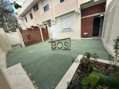 Casa com 2 Quartos para alugar, 90m² no Santo Antônio, Belo Horizonte
