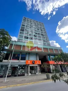 Apartamento com 3 Quartos para alugar, 60m² no Centro, Joinville