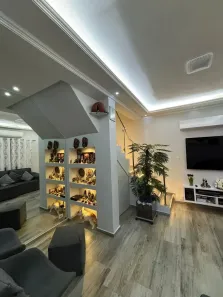 Sobrado com 3 Quartos à venda, 150m² no Jardim Sílvio Sampaio, Taboão da Serra