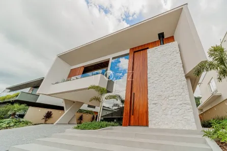 Casa de Condomínio com 4 Quartos à venda, 376m² no Pirabeiraba (Pirabeiraba), Joinville