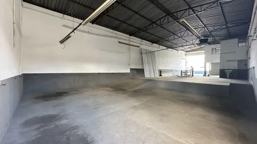 Galpão/Depósito/Armazém para alugar, 300m² no Jardim Morumbi, Bragança Paulista