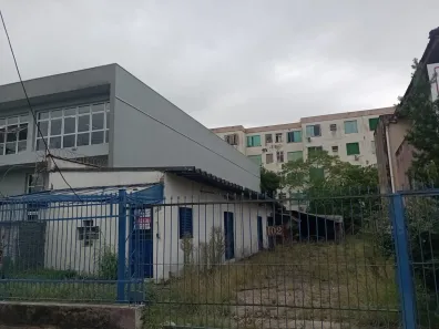 Prédio Comercial para alugar, 200m² no São João, Porto Alegre