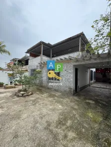 Casa com 3 Quartos à venda, 200m² no Centro, Duque de Caxias