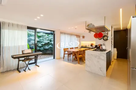 Casa de Condomínio com 2 Quartos à venda, 173m² no Butiatuvinha, Curitiba