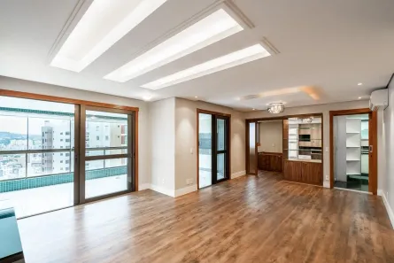 Apartamento com 3 Quartos para alugar, 149m² no Bela Vista, Porto Alegre