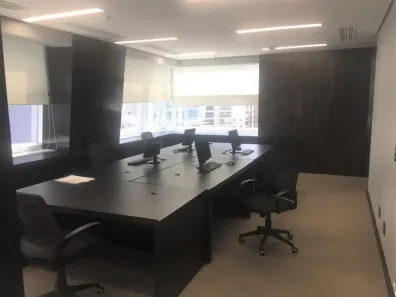 Sala Comercial para venda ou aluguel, 198m² no Vila Olímpia, São Paulo
