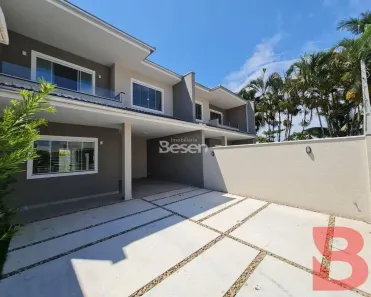 Casa com 3 Quartos à venda, 161m² no Barra do Saí, Itapoá