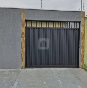 Casa com 3 Quartos à venda, 150m² no Jardim Holanda, Uberlândia