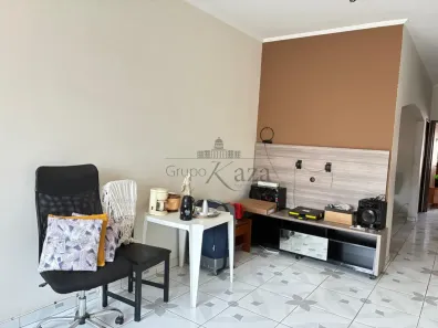 Casa com 2 Quartos à venda, 192m² no Jardim Santa Maria, Jacareí