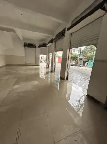 Ponto Comercial para alugar, 80m² no Jardim Vinte e Cinco de Agosto, Duque de Caxias