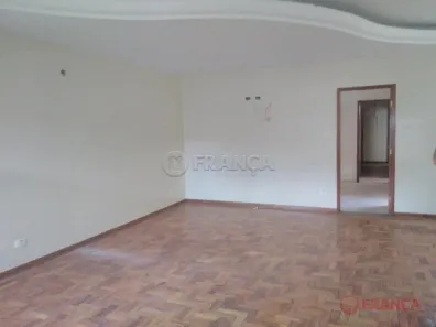 Sala Comercial para alugar, 247m² no Vila Pinheiro, Jacareí