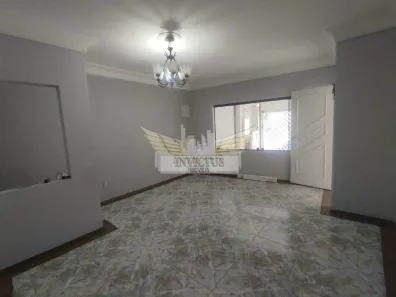 Sobrado com 3 Quartos à venda, 174m² no Parque Jaçatuba, Santo André