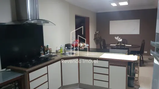 Casa com 3 Quartos à venda, 240m² no Vila Scarpelli, Santo André
