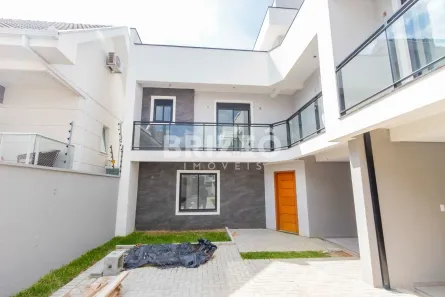 Sobrado com 2 Quartos à venda, 176m² no Santa Felicidade, Curitiba
