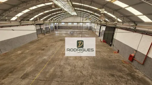 Galpão/Depósito/Armazém à venda, 2873m² no Conceição, Diadema