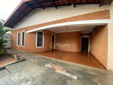 Casa com 3 Quartos à venda, 167m² no Baroni, Barretos