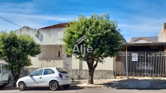 Casa com 3 Quartos à venda, 320m² no Marília, Marília