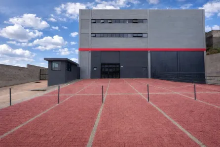 Galpão/Depósito/Armazém para alugar, 2750m² no Jardim da Glória, Cotia