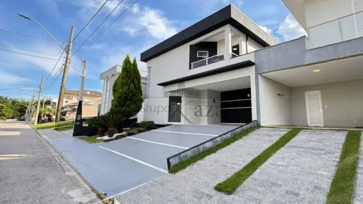 Casa de Condomínio com 4 Quartos à venda, 245m² no Loteamento Villa Branca, Jacareí