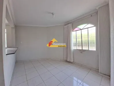 Casa com 2 Quartos para alugar, 80m² no São Sebastião, Divinópolis