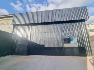 Galpão/Depósito/Armazém para alugar, 720m² no Petrópolis, Passo Fundo