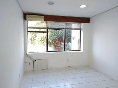 Sala Comercial para venda ou aluguel, 50m² no Rio Branco, Porto Alegre