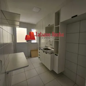 Casa de Condomínio com 2 Quartos para alugar, 10m² no Papagaio, Feira de Santana