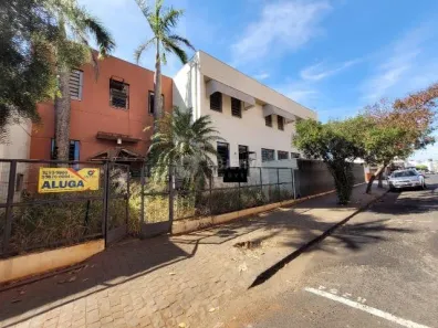 Imóvel Comercial com 5 Quartos para alugar, 479m² no Martins, Uberlândia