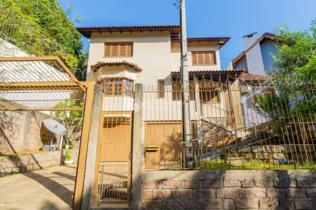 Casa com 4 Quartos à venda, 300m² no Ipanema, Porto Alegre