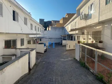 Casa com 20 Quartos à venda, 742m² no Vila Bruna, São Paulo