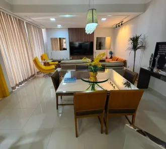 Casa com 3 Quartos à venda, 219m² no Jardim Ipanema, Uberlândia