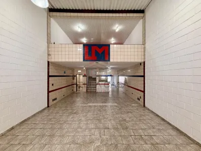 Galpão/Depósito/Armazém para alugar, 242m² no Mooca, São Paulo