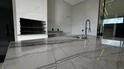Sobrado com 3 Quartos à venda, 361m² no Parque Amazônia, Goiânia