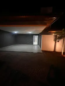 Casa de Condomínio com 3 Quartos para alugar, 210m² no Vila Aviação, Bauru