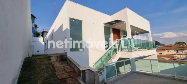 Casa com 3 Quartos à venda, 433m² no Brasiléia, Betim