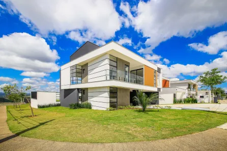Casa de Condomínio com 3 Quartos à venda, 377m² no São Pedro, Juiz de Fora