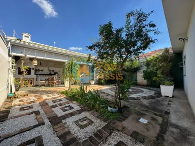 Casa com 3 Quartos à venda, 168m² no Vila Santa Maria, Americana