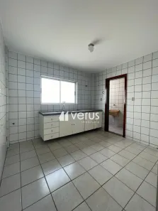 Apartamento com 3 Quartos para alugar, 75m² no Santa Mônica, Uberlândia