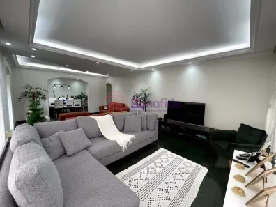 Casa com 3 Quartos para alugar, 376m² no Parque do Colégio, Jundiaí