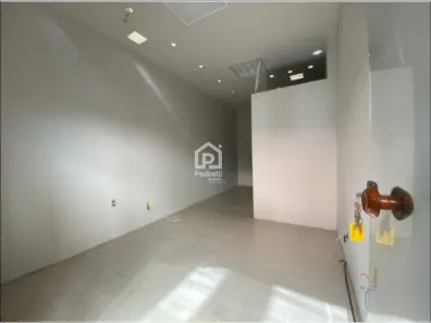 Ponto Comercial para alugar, 28m² no Centro, Nova Friburgo