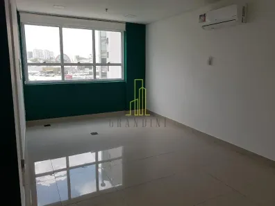 Sala Comercial à venda, 25m² no Baeta Neves, São Bernardo do Campo
