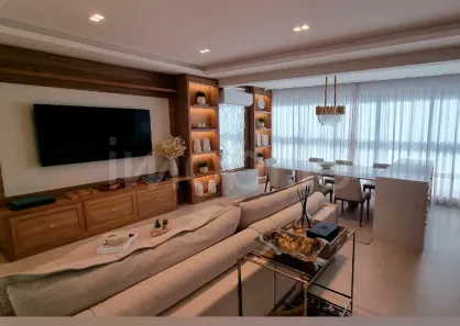 Apartamento com 3 Quartos à venda, 142m² no Meia Praia, Itapema